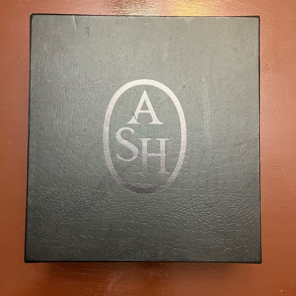 ASH || VELVET ANKLE BOOTS - Picture 2 of 5